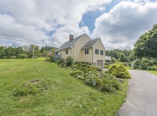 285 Center St, Groveland, MA 01834