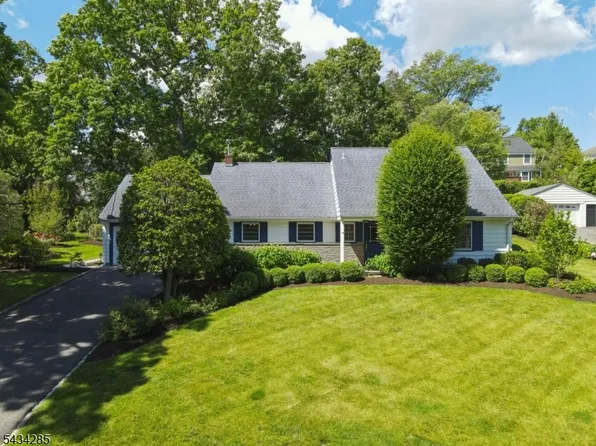 14 Pine Ave, Madison Boro, NJ 07940
