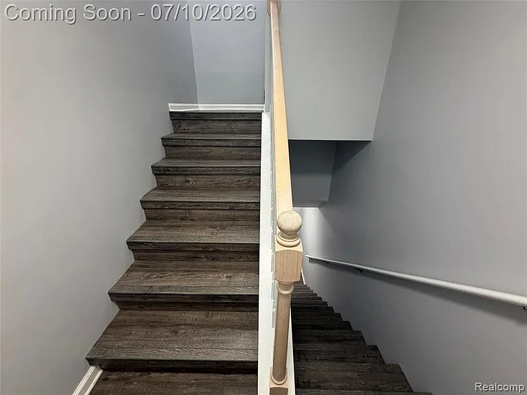 29415 Glen Oaks Blvd E — Photo 28