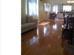 1527 Shunk St, Philadelphia, PA 19145