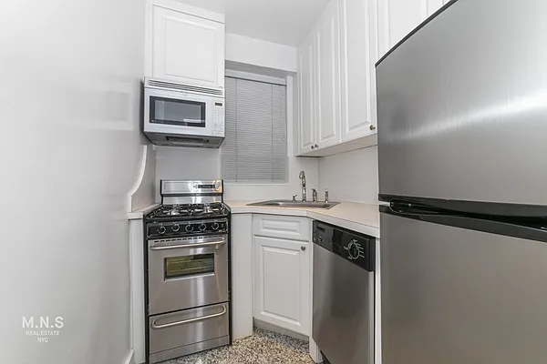 Rented by MNS | media 15