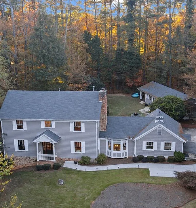 1532 Huntingdon Trl