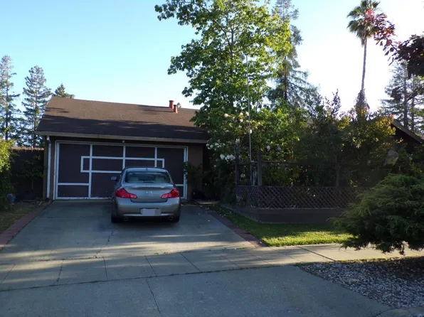 2382 Stratford Dr, San Jose, CA 95124