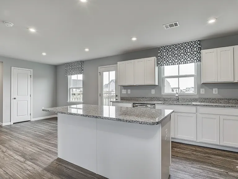 1703 Quail Run Way — Photo 4