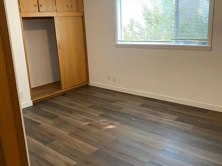 4217 E McGilvra St #6 — Photo 9