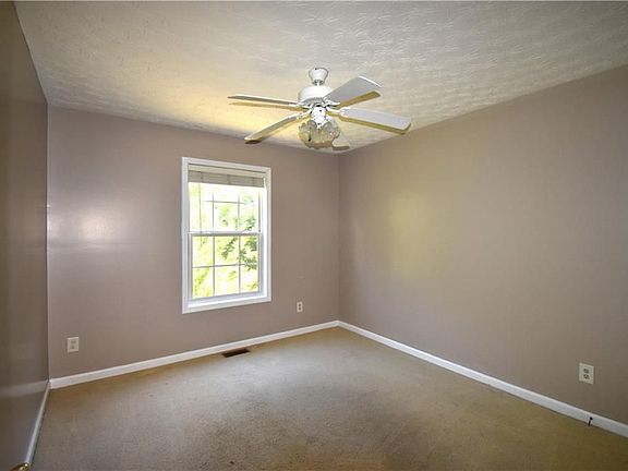 5th image of 1240 Brisbane Dr