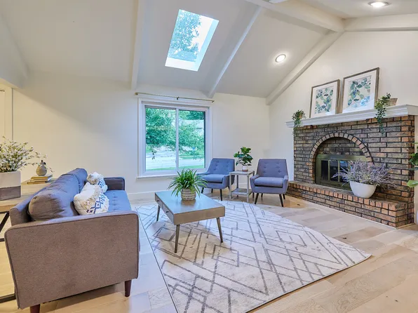 3508 NE Grant St, Lees Summit, MO 64064