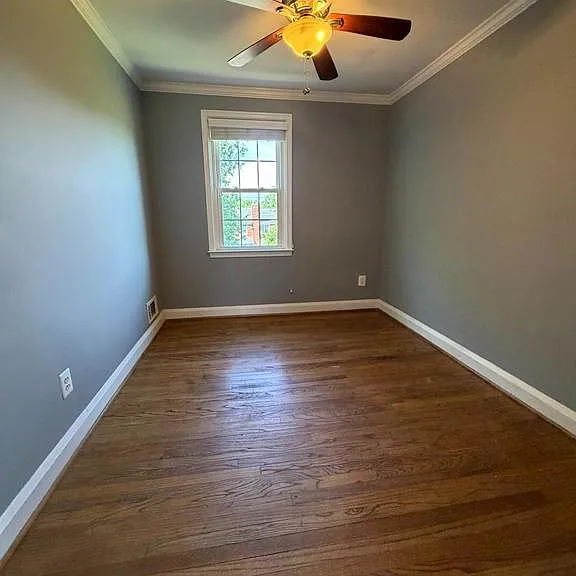 1543 Cottage Ln — Photo 34