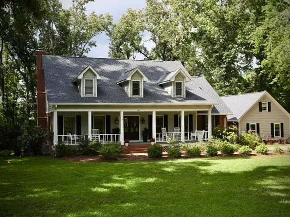 104 Woodland Hills Dr, Oxford, MS 38655
