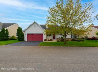 4 Carriage Rd, Whiting, NJ 08759