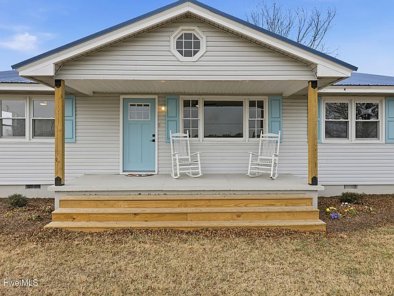 5th image of 449 Sandy Ridge Road