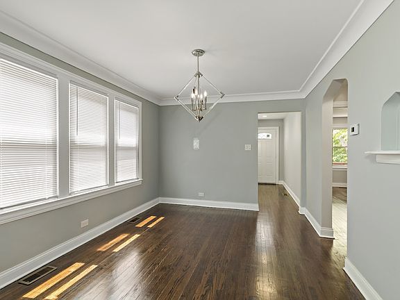 5th image of 8414 S Paulina St