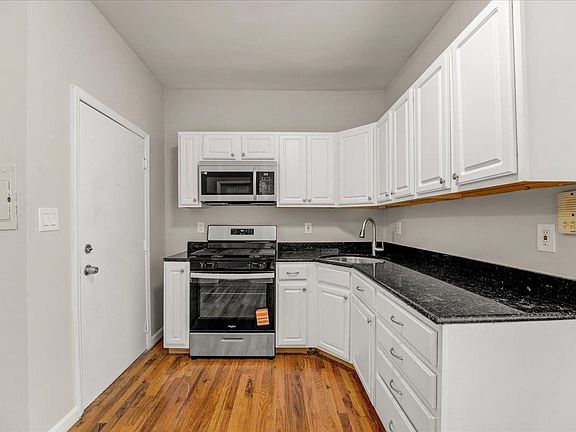 5th image of 1202 13th St APT 6