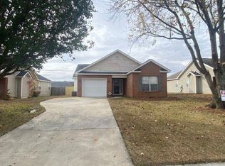 230 Stirling Bridge Dr, Warner Robins, GA 31088