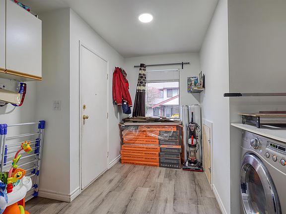 3rd image of 13880 74th Ave #65