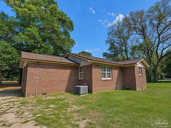 4th image of 5919 Mitchell Ln
