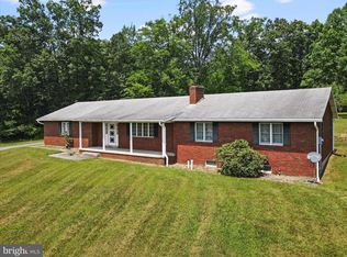 20552 Reservoir St, Three Springs, PA 17264