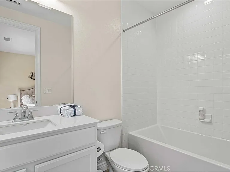 105 Cordial — Photo 23