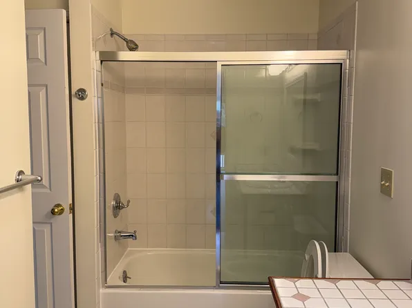 3135 Lake Park Way, Longmont, CO 80503