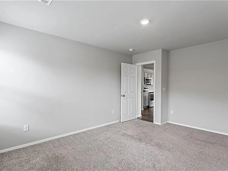 1405 S Corsac St — Photo 13