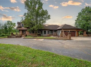 610 S Newton Falls Rd, Diamond, OH 44412