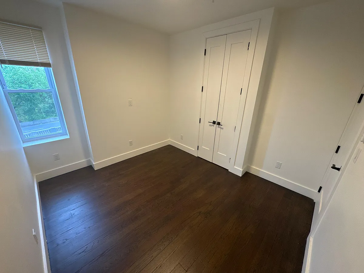 Building Photo - 272 Hoboken Ave #G9