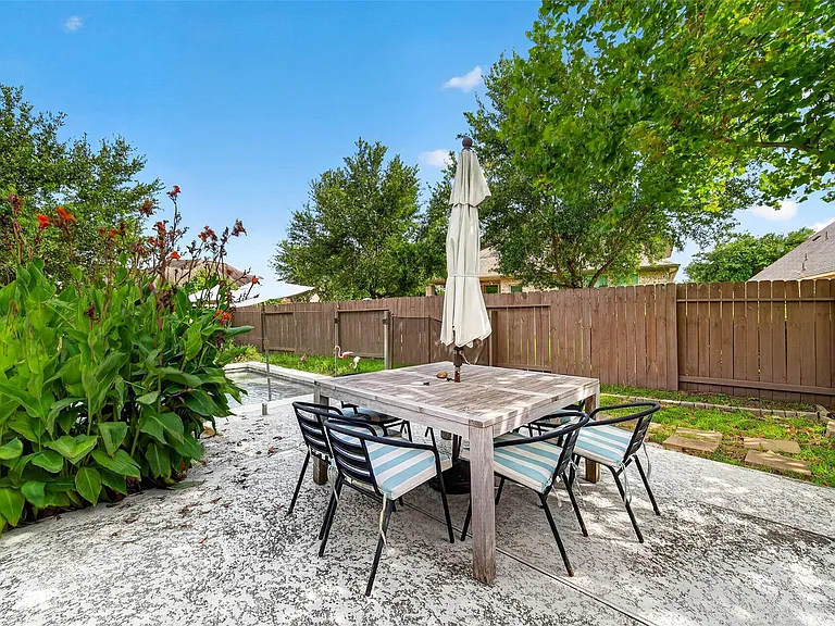 17103 Mulben Ct — Photo 39