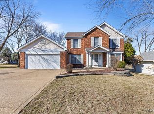 2965 Landau Ct, Saint Charles, MO 63301