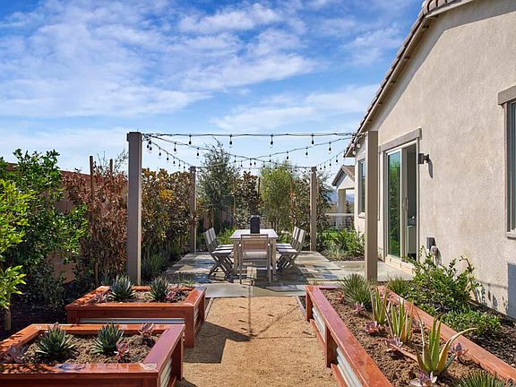 Centerstone Plan 2 - Rear Yard