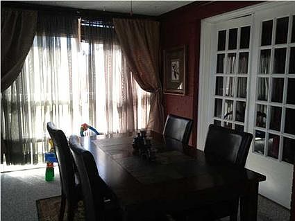 4th image of 816 S Cullen Ave