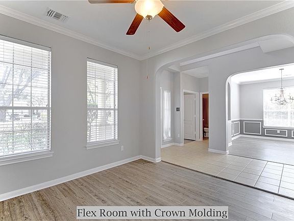 4th image of 2906 Arbor Ct