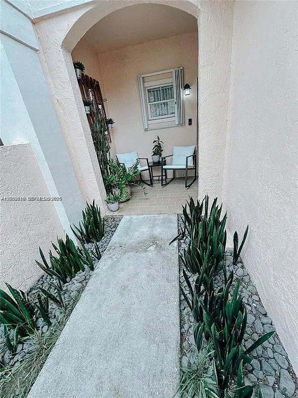 11807 SW 99th Ln #1 — Photo 1