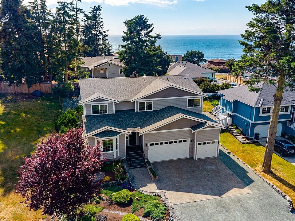 1st image of 557 Fort Ebey Road