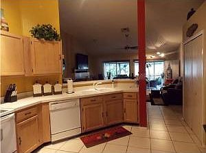 3rd image of 1009 Providence Ln