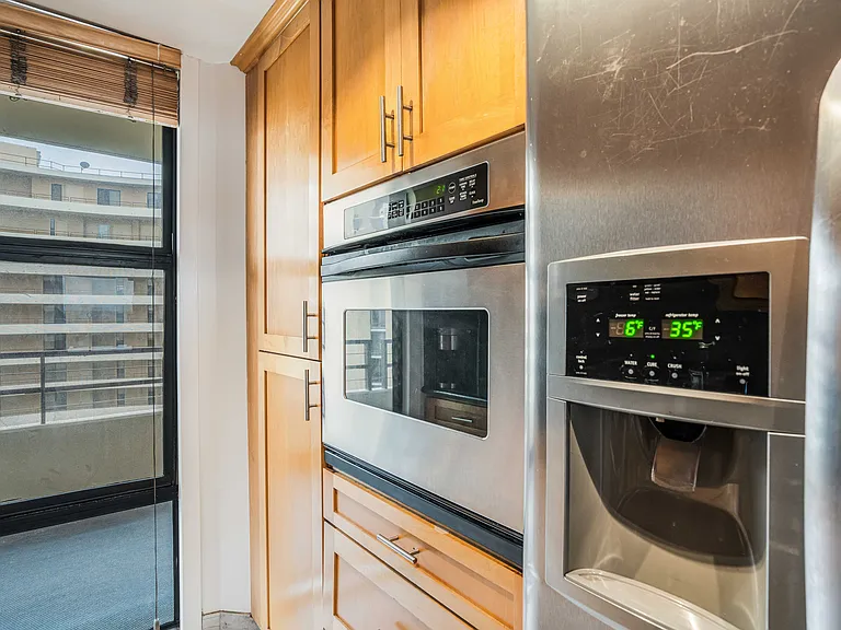 4316 Marina City Dr #927C — Photo 16