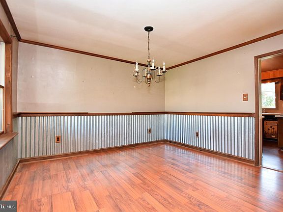 5th image of 816 Heritage Rd