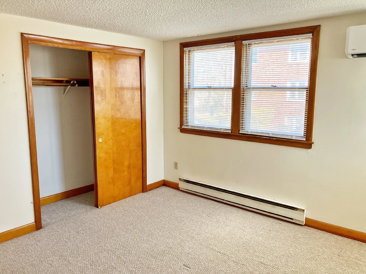1 bed, 1.0 bath, $1,695 — Photo 2