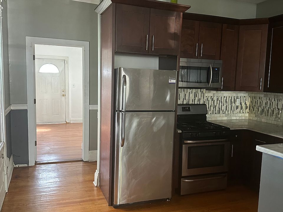 1st image of 410 E 240th St #1