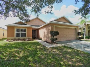 12815 Kings Lake Dr, Gibsonton, FL 33534