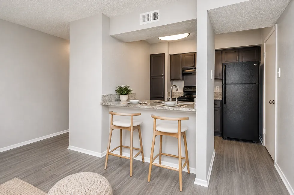 The Waverly Apartments — Photo 4