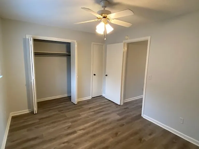 Spacious 2 bedroom , 1 bath - Just 8 minutes from the University of South Carolina! — Photo 7