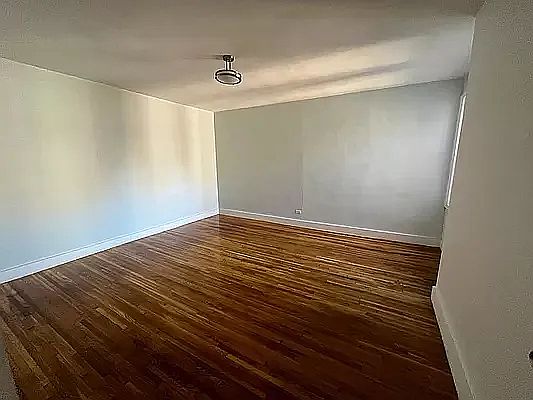 2nd image of 582 Mac Donough St #3F