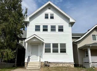 1516 C Ave NE #B, Cedar Rapids, IA 52402