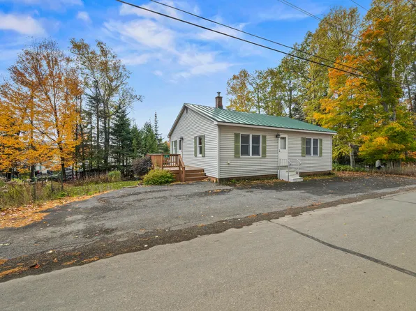 52 Cross Street, Rangeley, ME 04970