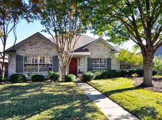 3916 Valez Dr, Carrollton, TX 75007