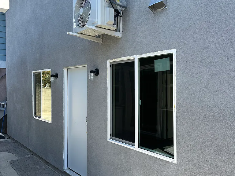 8426 Ramsgate Ave — Photo 10