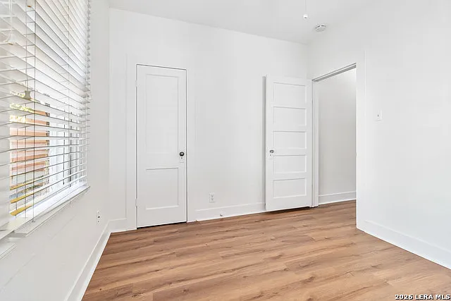 749 E Ashby Pl — Photo 16