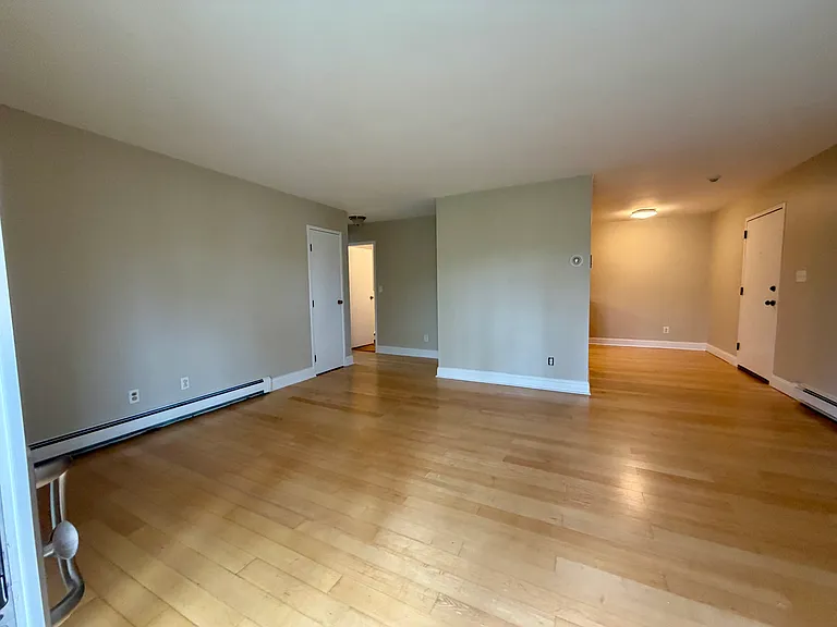 17 Chapel Hill Dr #8 — Photo 5