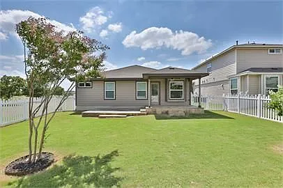 750 Tumlinson Fort Way — Photo 24