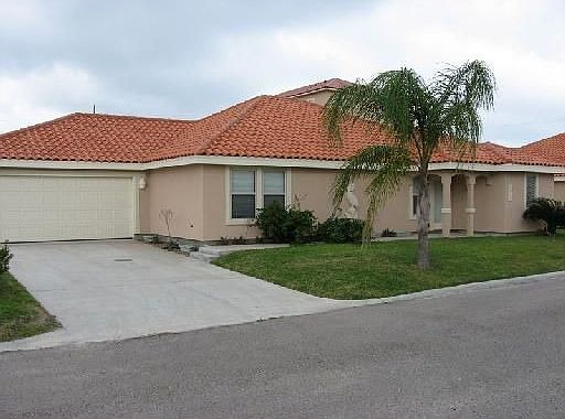 1st image of 223 Pompano Dr